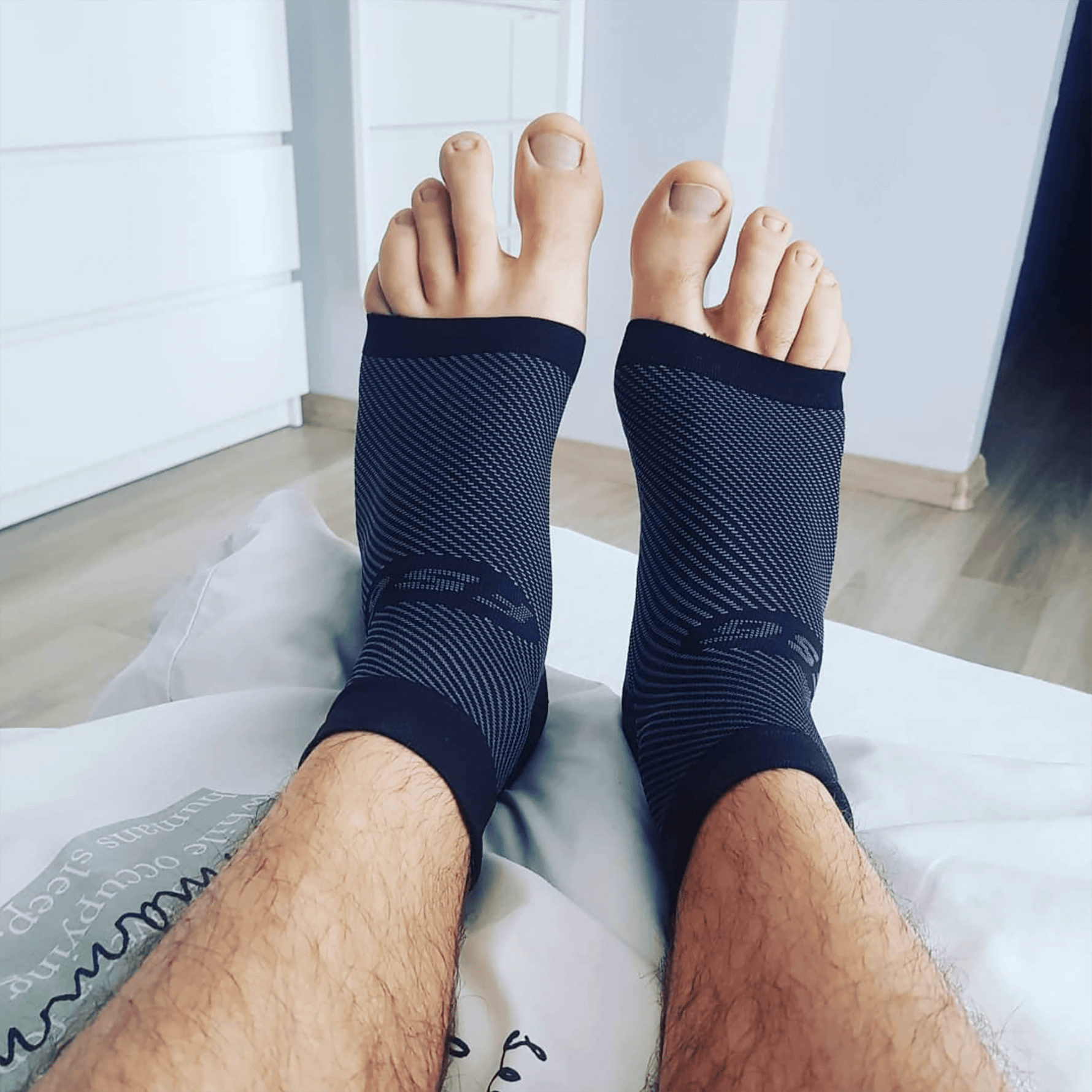 FS6 Foot Compression Sleeves | Plantar Fasciitis & Foot Pain Relief ...